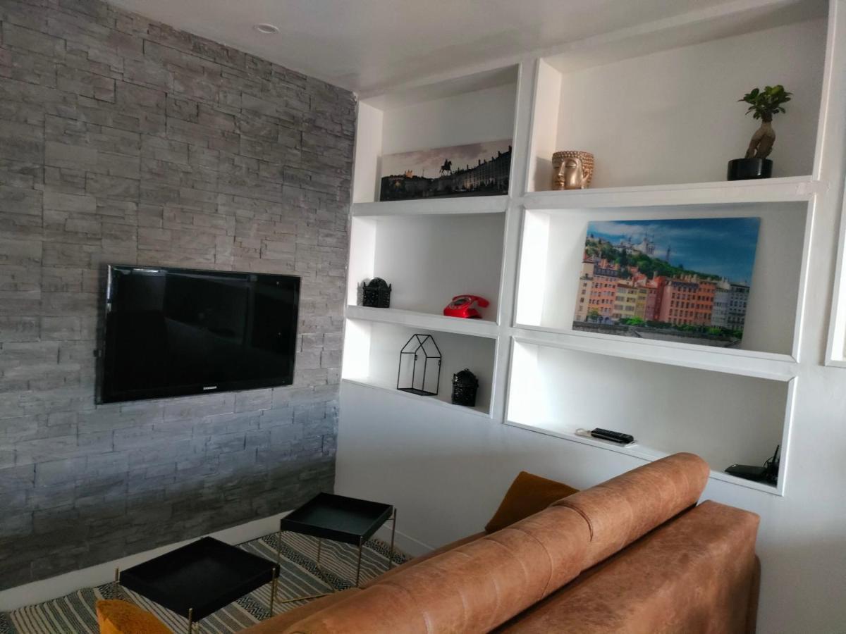 Le Petit Cocon - Parking Prive - Lyon Sud Apartment Venissieux Exterior photo